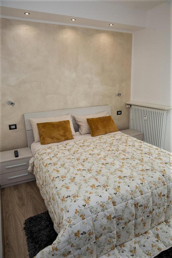 New Carrara Hospital Home Bergame Extérieur photo